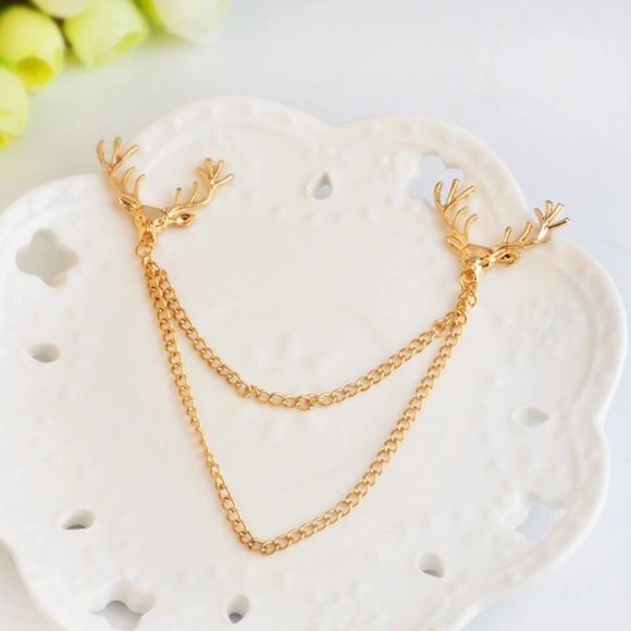 Jewelry - 3/$23 Gold Tone Deer Head  Neck Chain Pin Brooches